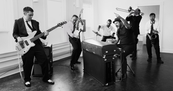 Profile image for Josh Hoyer and the Shadowboxers