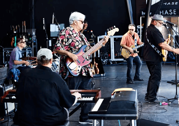 Profile image for The Spectaculars